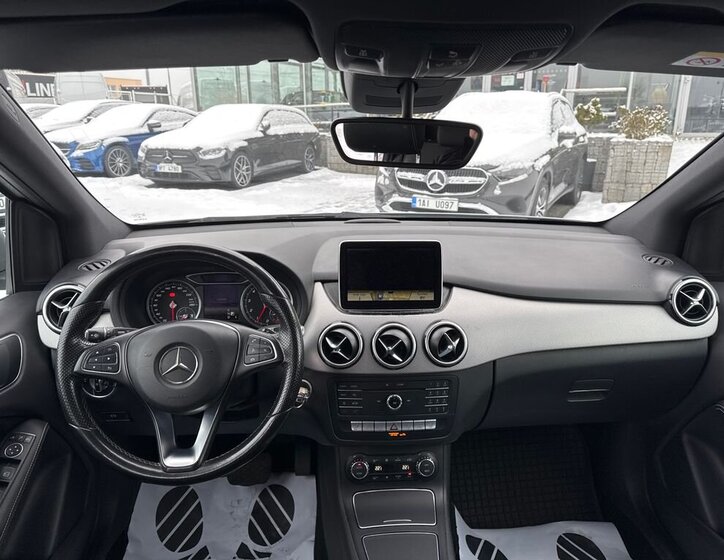 Mercedes-Benz Třídy B Hatchback 2,0 l 115 kw