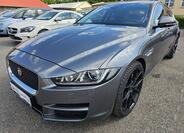 Jaguar XE 1