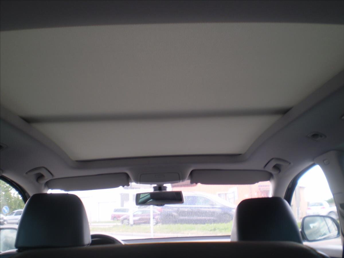 Škoda Superb Kombi 2,0 l 125 kw