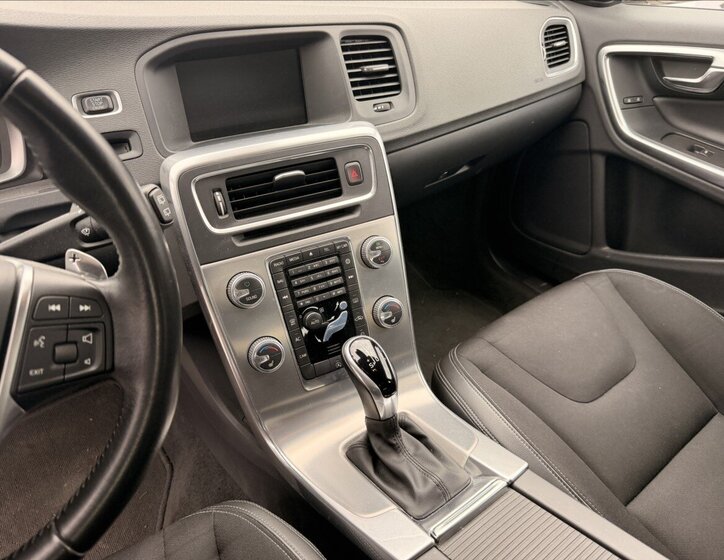 Volvo V60 Kombi 2,0 l 180 kw