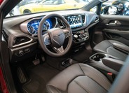 Chrysler Pacifica 13