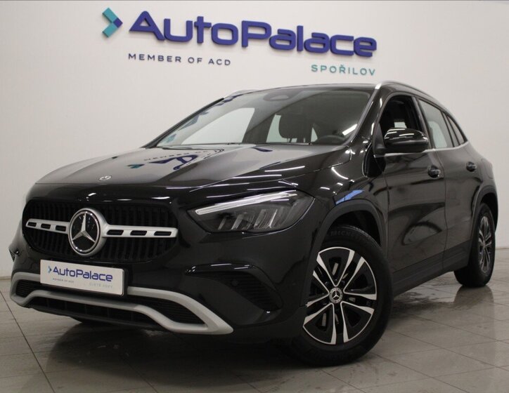 Mercedes-Benz GLA SUV / Terénní 2,0 l 110 kw