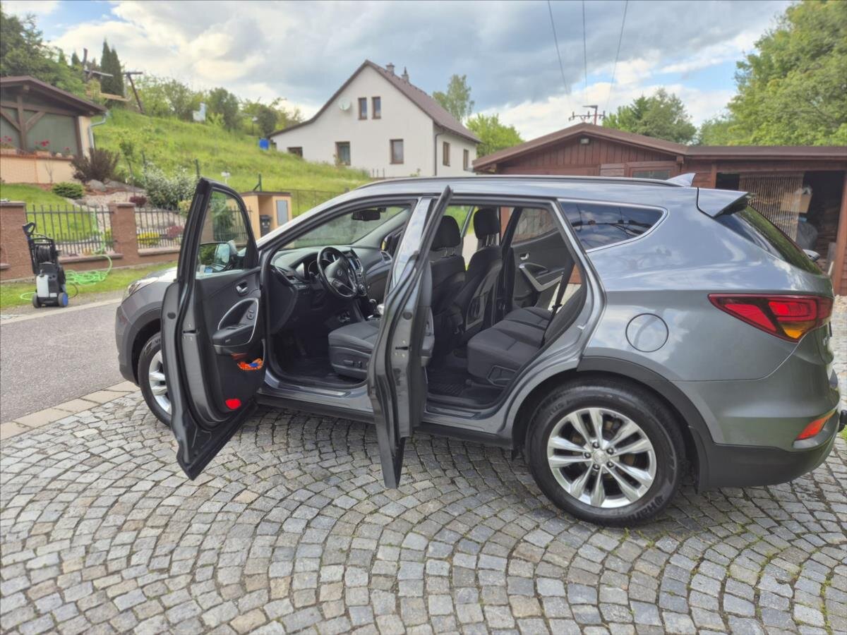 Hyundai Santa Fe SUV 2,2 l 147 kw