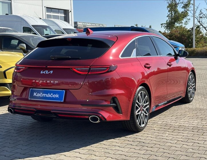 KIA ProCeed 5