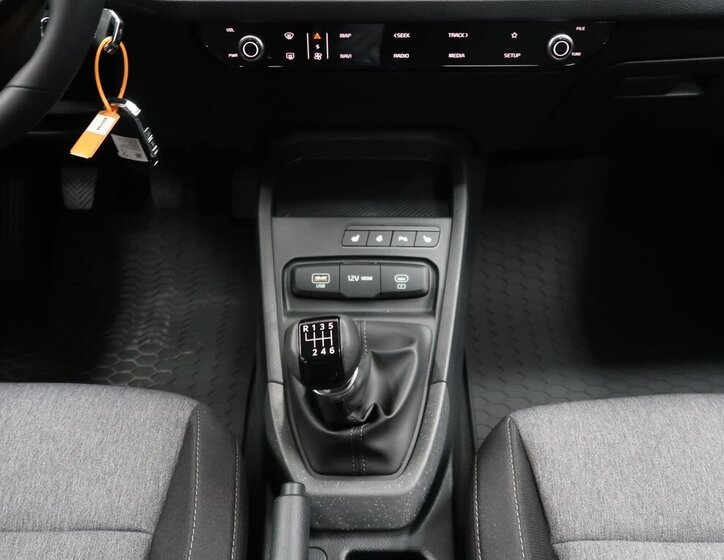 KIA Stonic Hatchback 998,0 74 kw