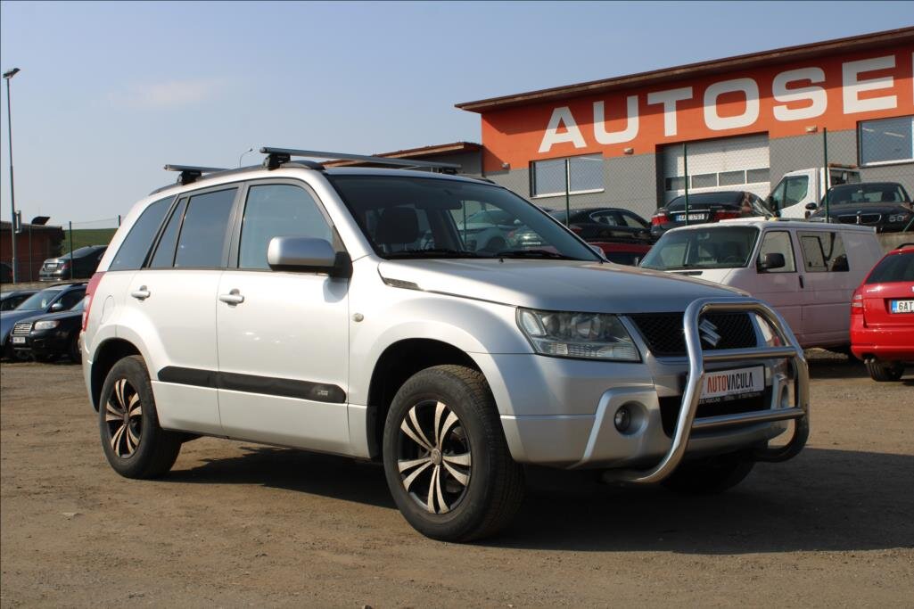 Suzuki Grand Vitara Kombi 2,0 l 103 kw