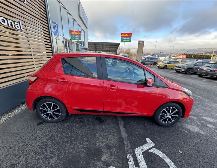 Toyota Yaris Hatchback 1,5 l 82 kw