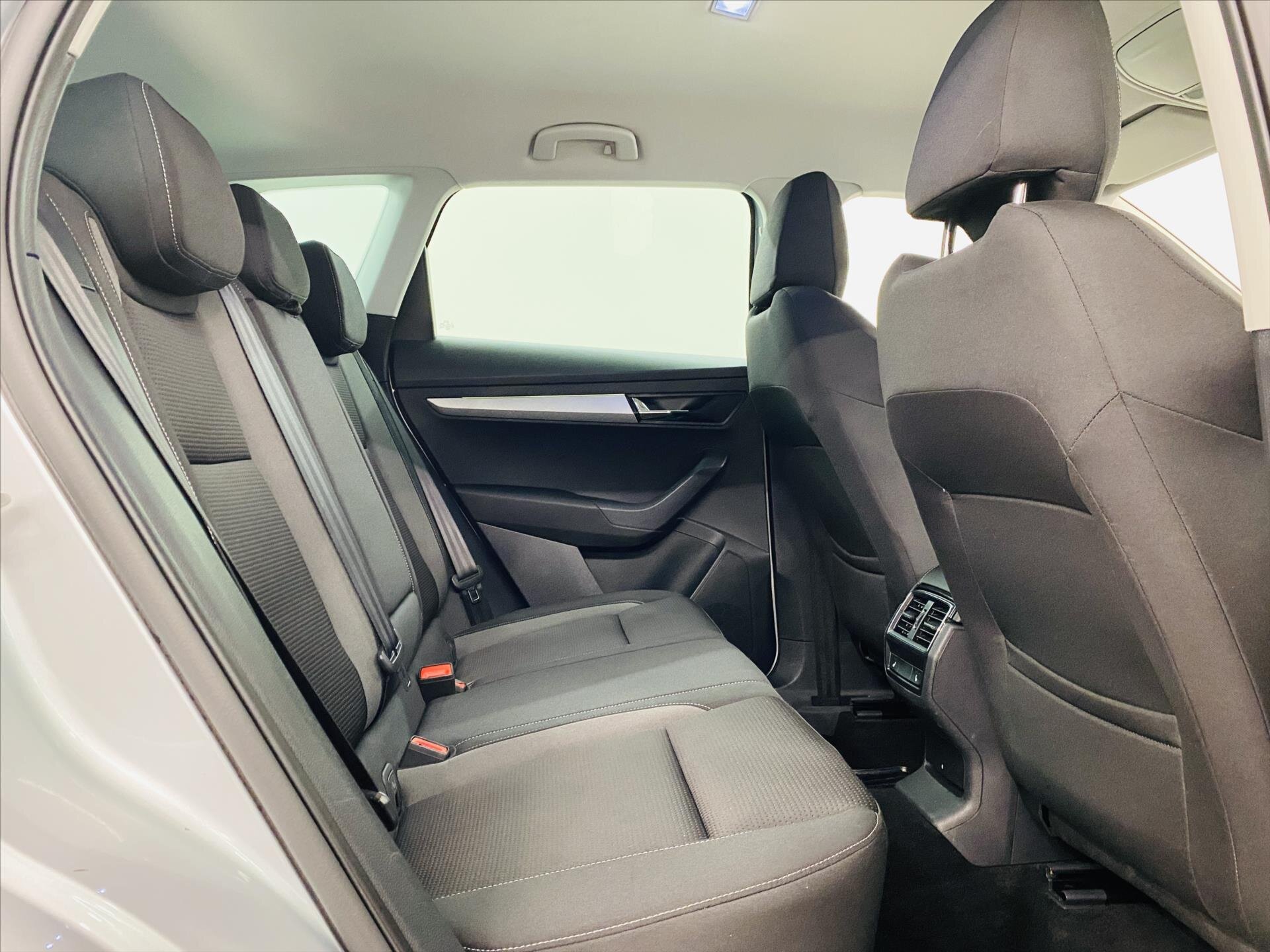 Škoda Karoq SUV / Terénní 1,5 l 110 kw