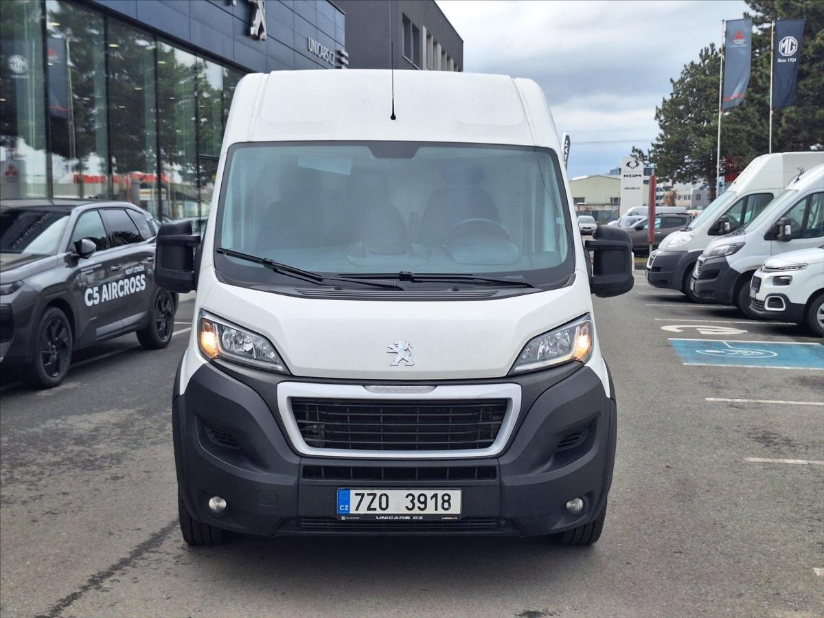 Peugeot Boxer Skříň 2,2 l 121 kw