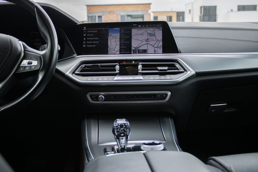 BMW X5 SUV 3,0 l 195 kw