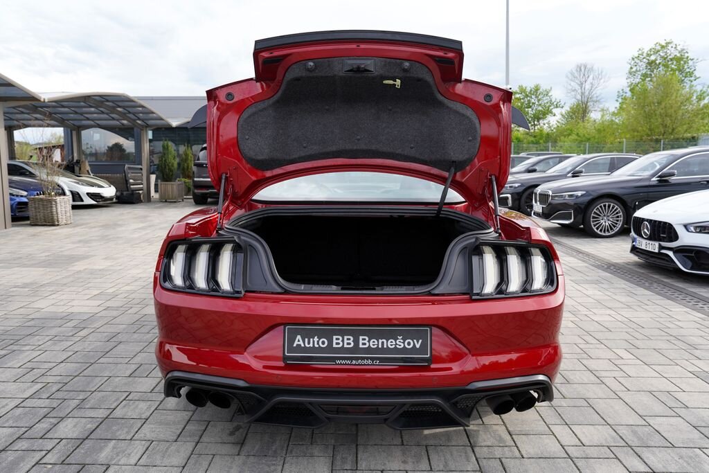 Ford Mustang Kupé 2,3 l 265 kw