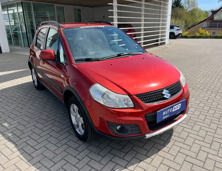 Suzuki SX4 SUV / Terénní 1,6 l 88 kw