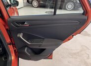 Volkswagen T-Roc SUV / Terénní 1,5 l 110 kw