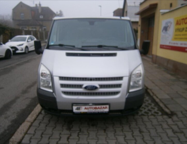 Ford Transit Kombi 2,2 l 92 kw
