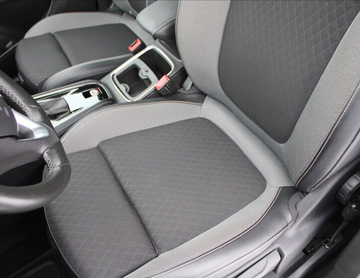 Opel Grandland X SUV 2,0 l 130 kw