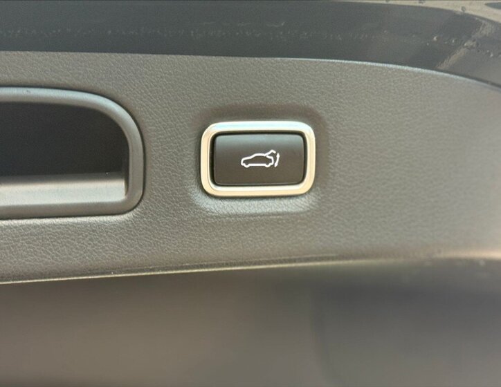 KIA Stinger Liftback 3,3 l 269 kw
