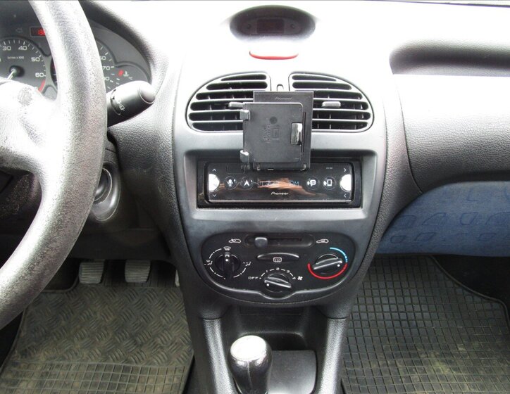 Peugeot 206 Hatchback 1,1 l 44 kw