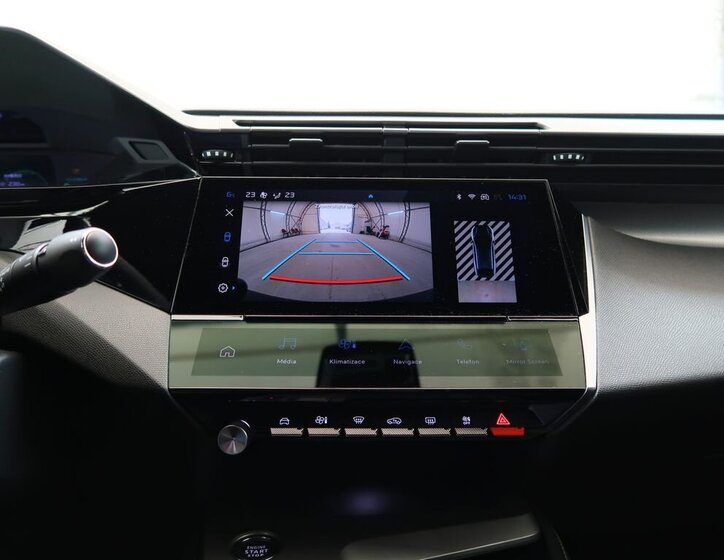 Peugeot 408 Liftback 1,6 l 133 kw