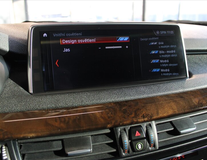 BMW X5 SUV 3,0 l 230 kw