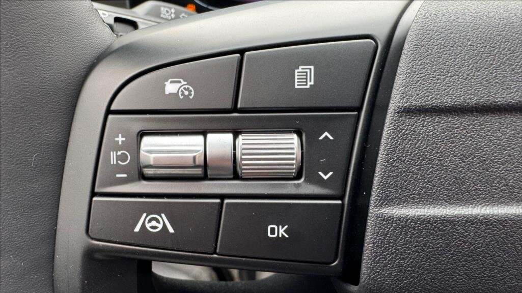 KIA Stonic CUV / Crossover 998,0 74 kw