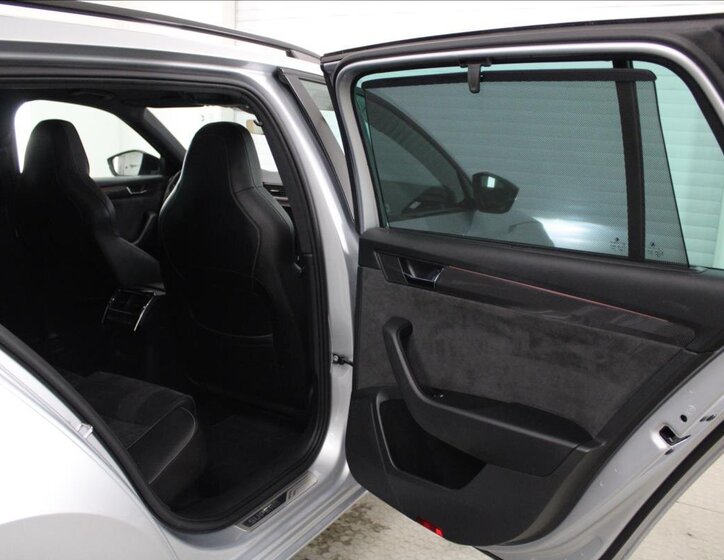 Škoda Superb Kombi 2,0 l 110 kw