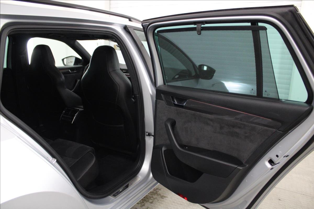 Škoda Superb Kombi 2,0 l 110 kw