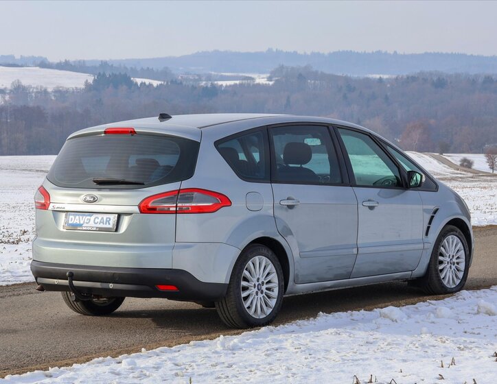 Ford S-MAX MPV 2,0 l 103 kw