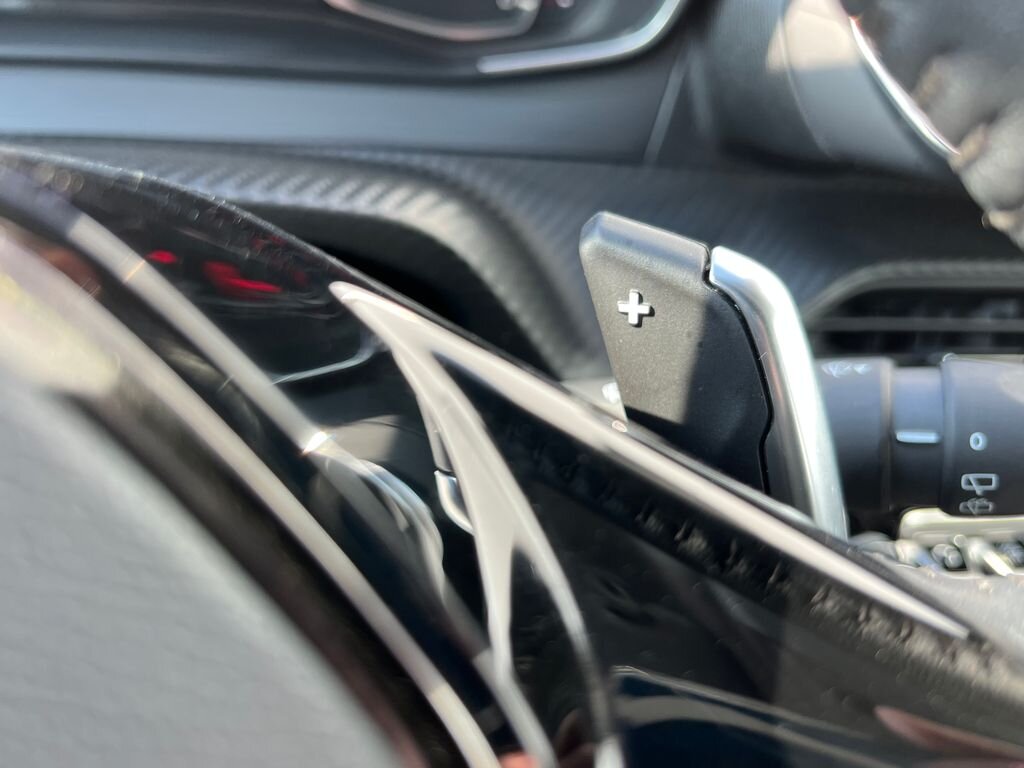 Peugeot 208 Hatchback 1,2 l 74 kw