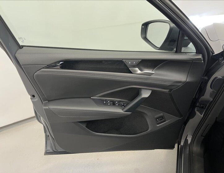 Volkswagen Tiguan SUV / Terénní 1,5 l 96 kw