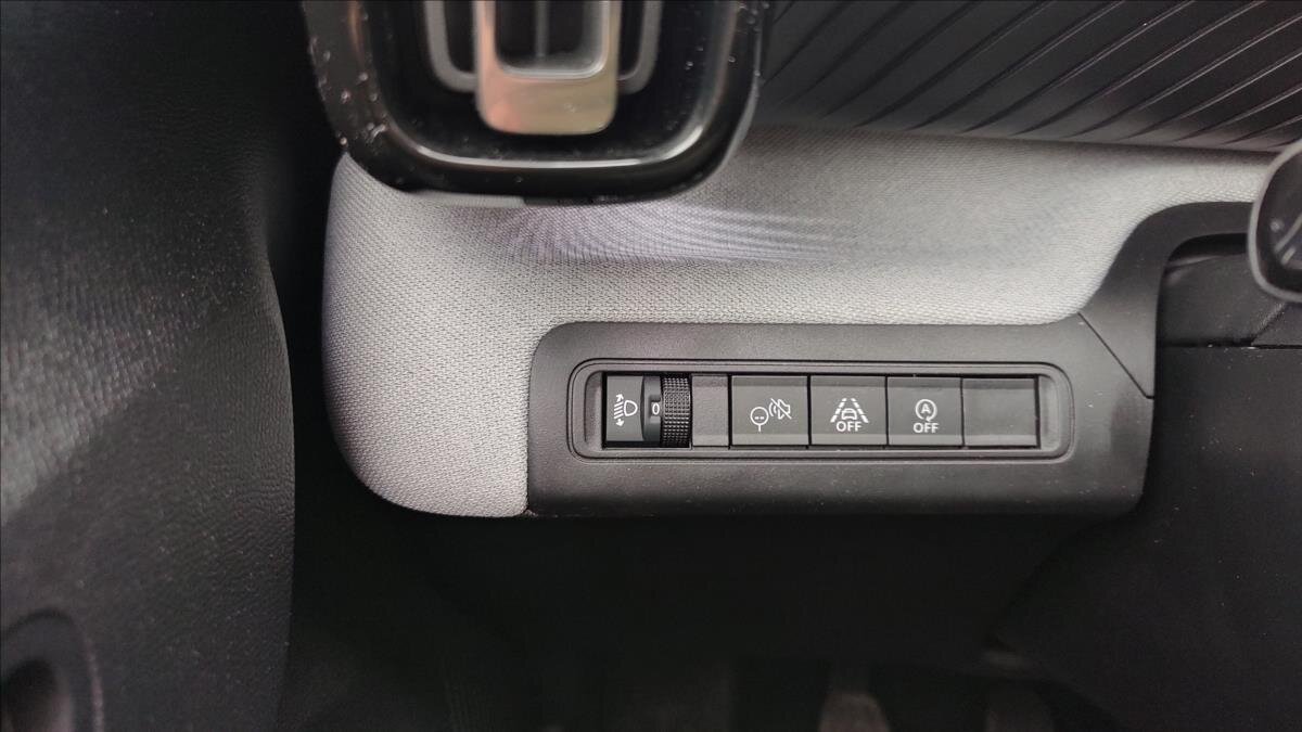 Citroën C3 Aircross SUV / Terénní 1,2 l 74 kw