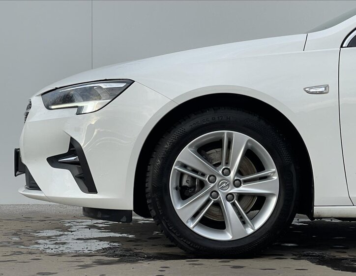 Opel Insignia 19
