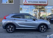 Mitsubishi Eclipse Cross 4