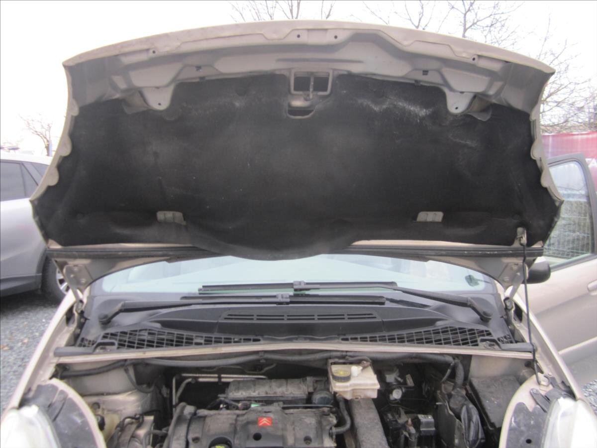 Citroën Xsara Picasso Kombi 1,6 l 80 kw