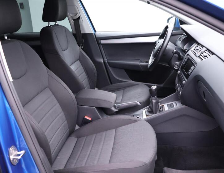 Škoda Octavia 14