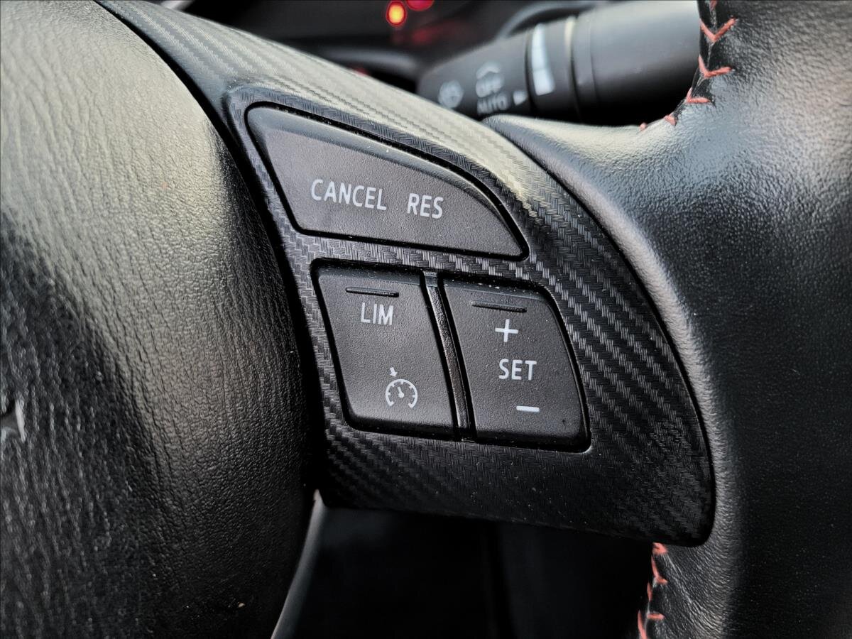 Mazda 3 Sedan / Limuzína 2,0 l 88 kw