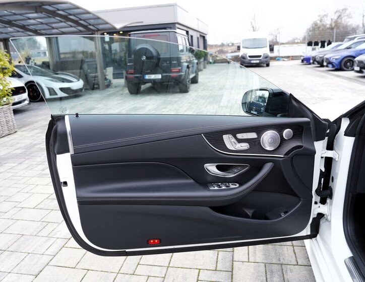 Mercedes-Benz Třídy E 17