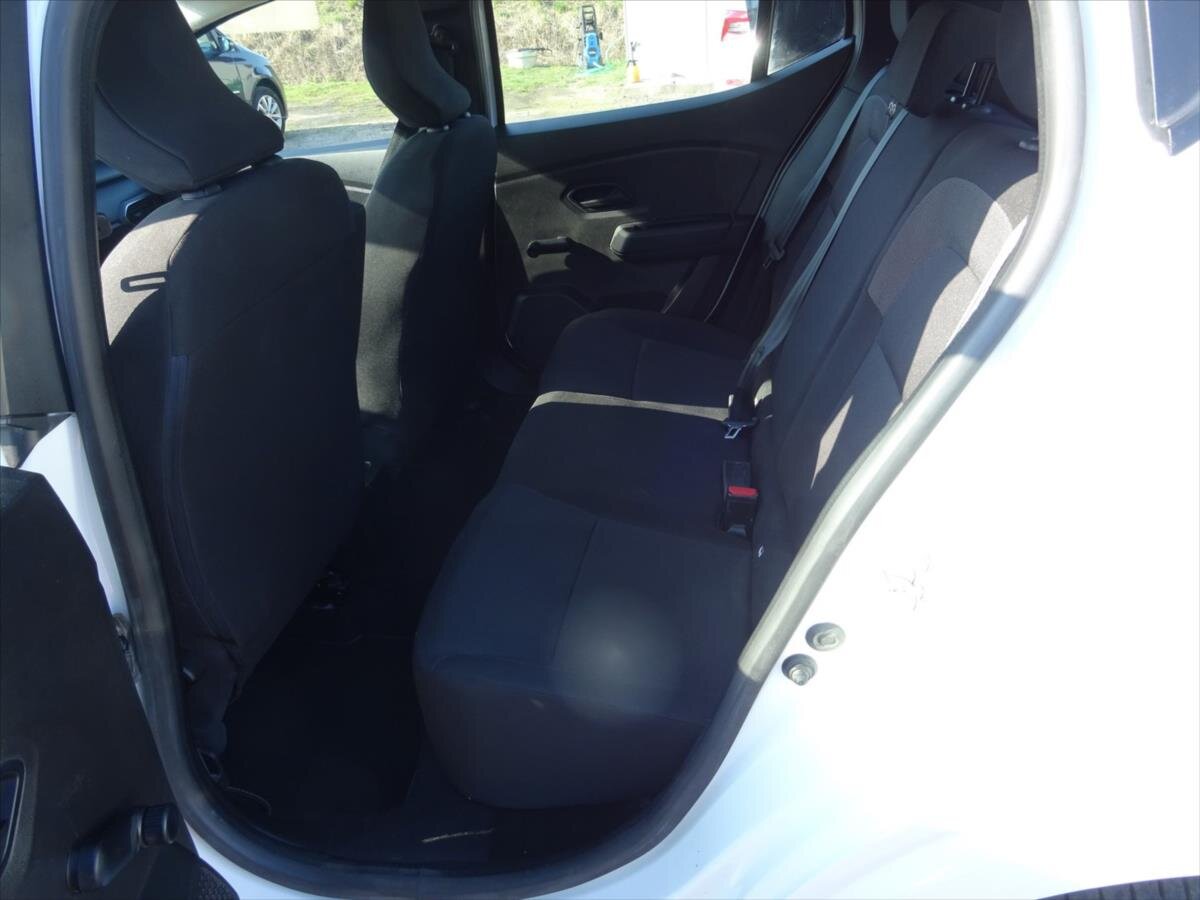 Dacia Sandero Hatchback 999,0 67 kw