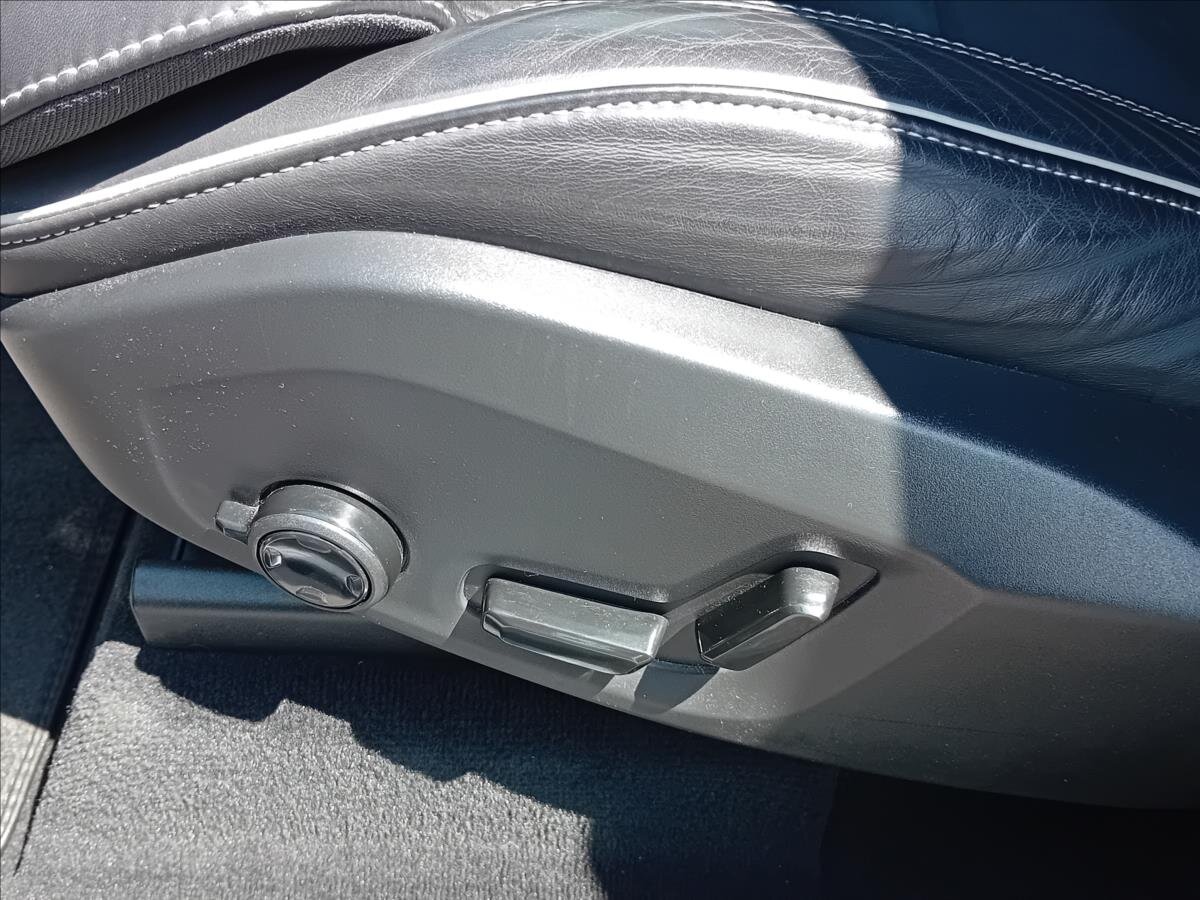 Volvo XC90 SUV 2,0 l 173 kw