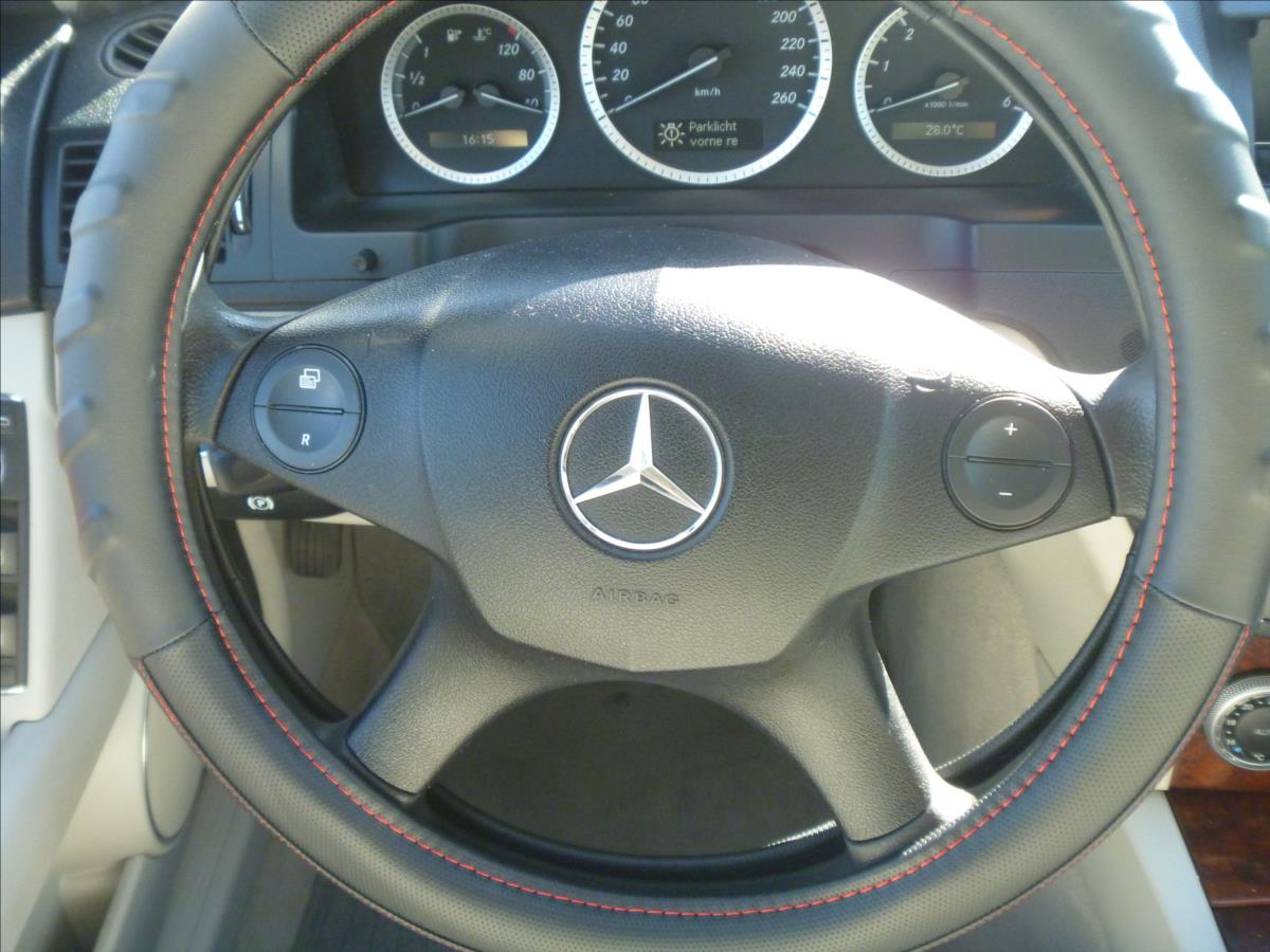 Mercedes-Benz Třídy C Kombi 2,1 l 100 kw