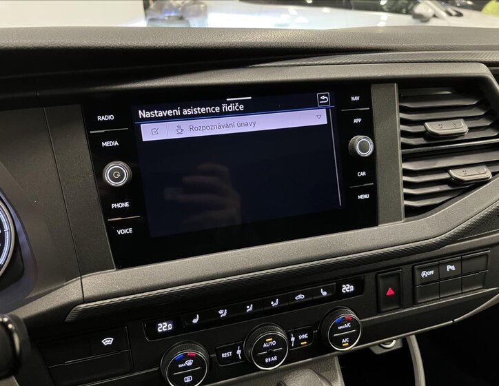 Volkswagen Caravelle Kombi 2,0 l 110 kw