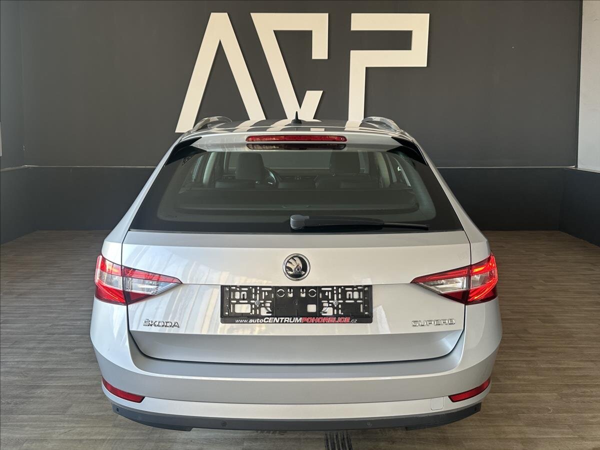 Škoda Superb Kombi 2,0 l 110 kw