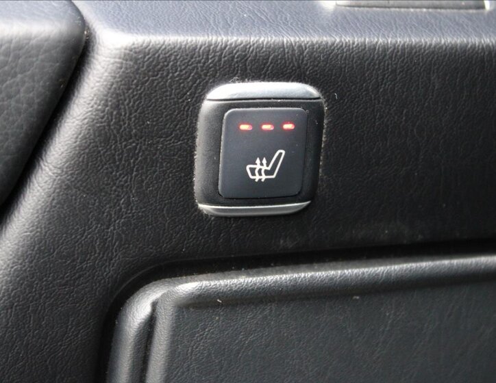 Mercedes-Benz Třídy G SUV / Terénní 3,0 l 155 kw