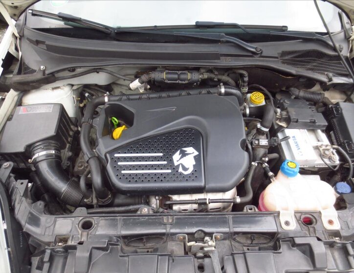 Fiat Grande Punto Hatchback 1,4 l 139 kw