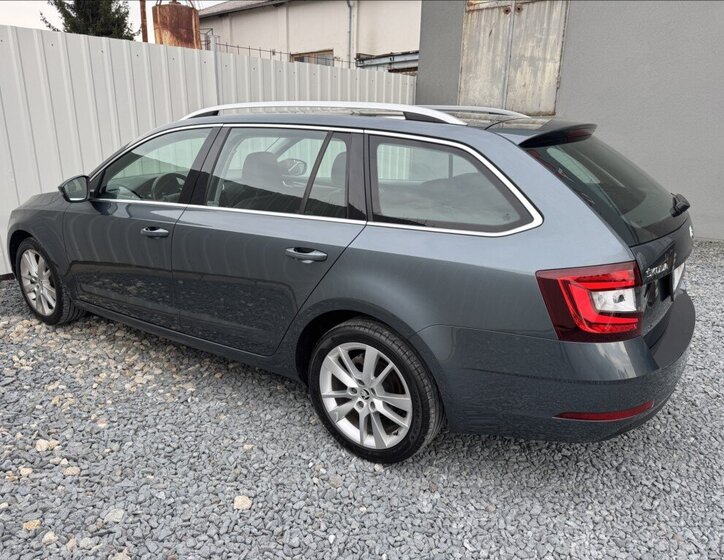 Škoda Octavia Kombi 1,5 l 110 kw