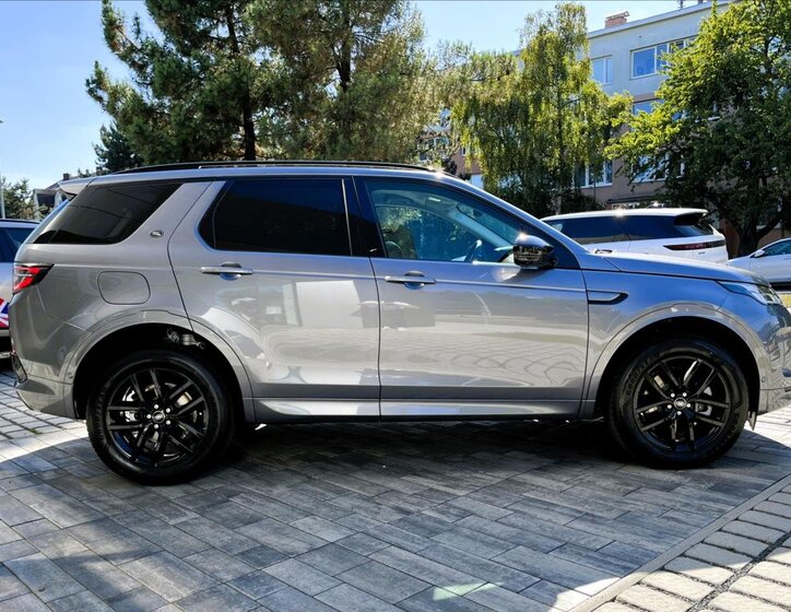 Land Rover Discovery Sport SUV / Terénní 2,0 l 120 kw