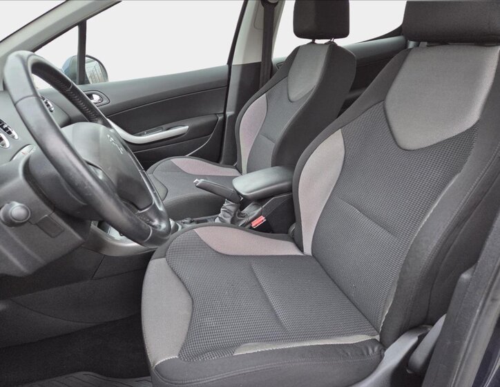 Peugeot 308 Hatchback 1,6 l 88 kw