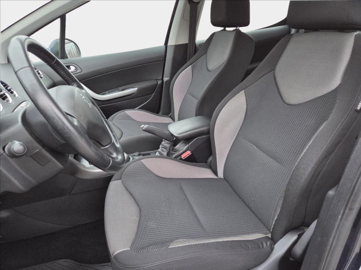 Peugeot 308 Hatchback 1,6 l 88 kw