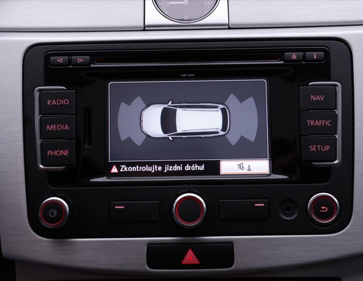 Volkswagen Passat Kombi 1,6 l 77 kw