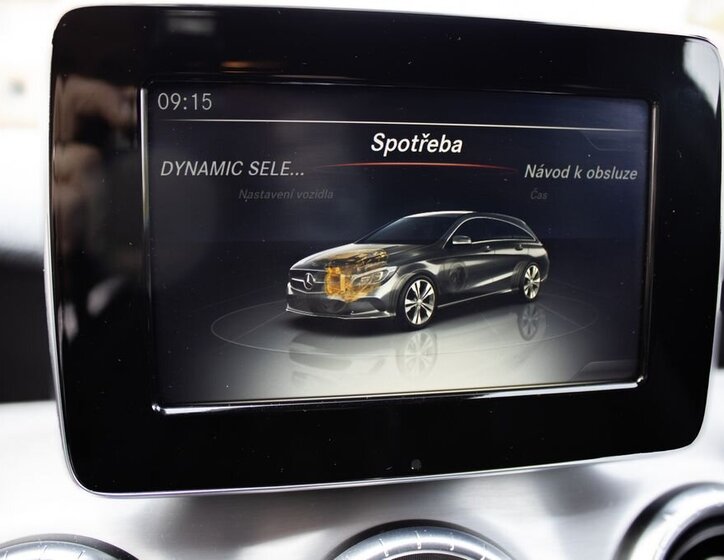 Mercedes-Benz CLA Kombi 1,5 l 80 kw