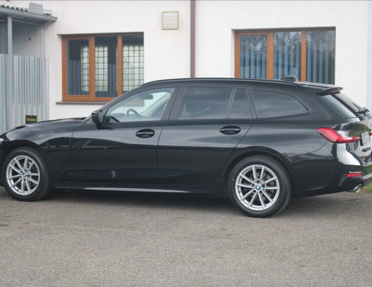 BMW Řada 3 Kombi 2,0 l 140 kw